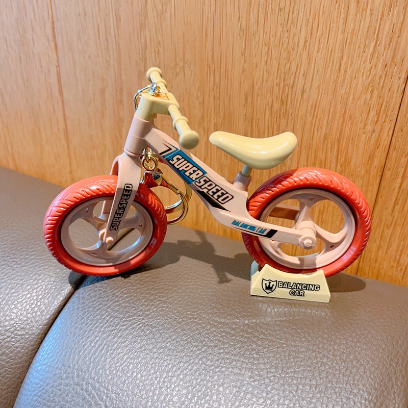Sliding Bicycle Keychain - Image 3